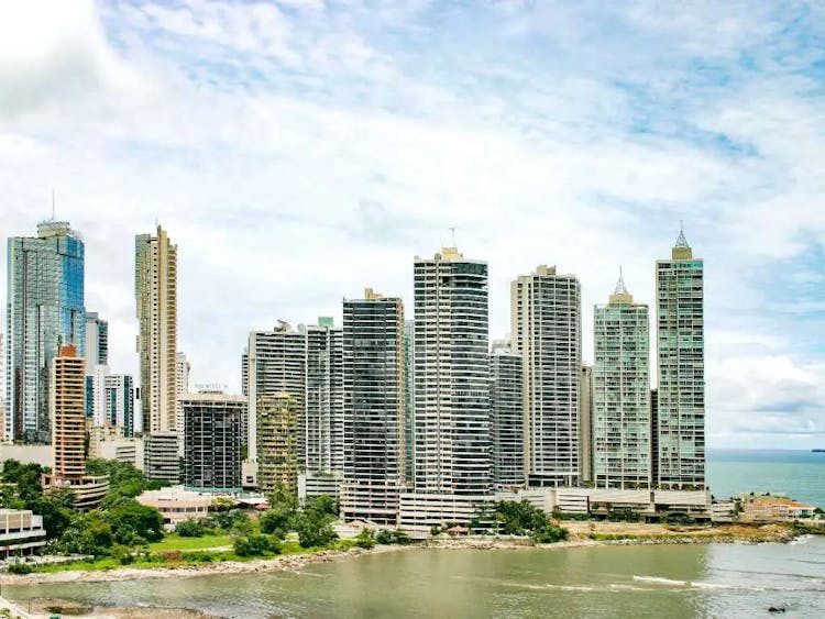 The Layover Guide to Panama City 